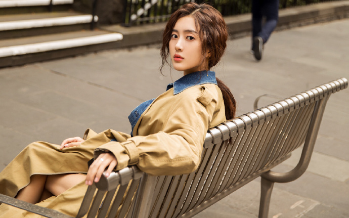 京津冀地区精品盆景吸引市民参观